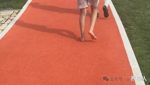 赤脚走路视频