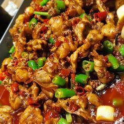 干锅田鸡视频,田鸡鲜嫩——干锅田鸡烹饪视频大揭秘